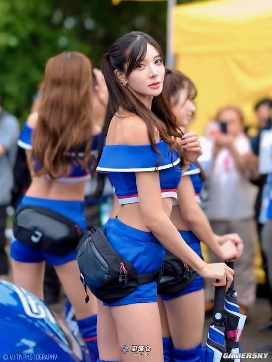 蜡笔小新喜欢的高叉泳装姐姐？电眼车模水神きき